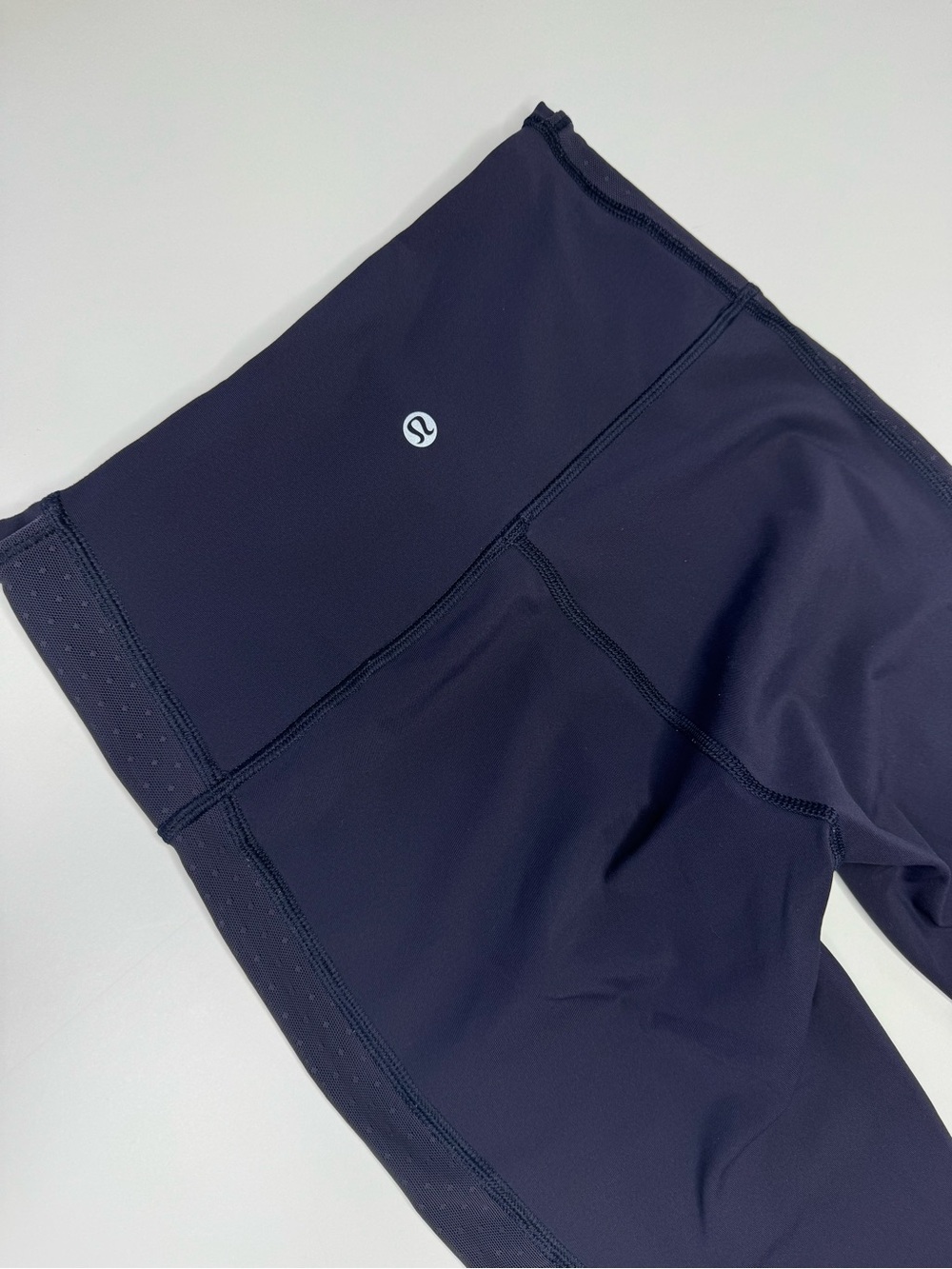 Lululemon Hight RiseMidnight Navy Polka Dot Mesh Side Leggings Womens Size 4